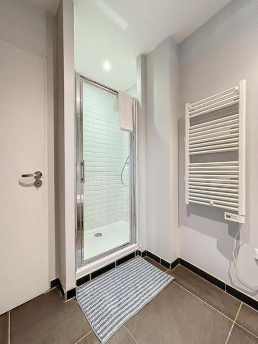 L'Escale - Elegant T2 Au Coeur De Toulouse Apartment ภายนอก รูปภาพ